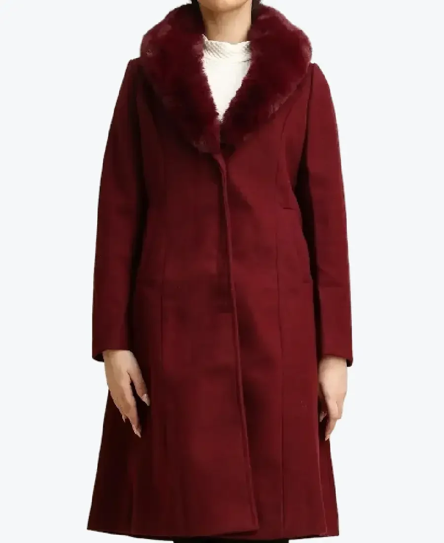Women’s Burgundy Faux Fur Collar Wool Coat